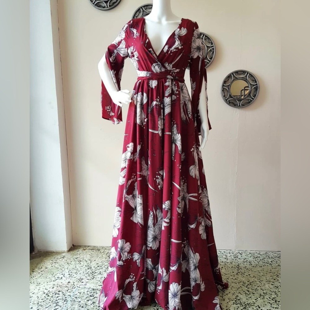 Women’s floral maxi dress